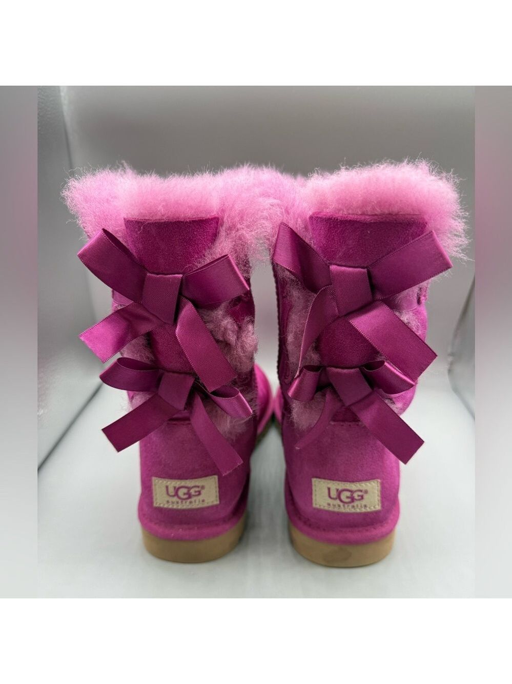 UGG Classic Bailey Bow II Boots in Paz Pink /US Womens Size 6 / Gently Used - Picture 11 of 12